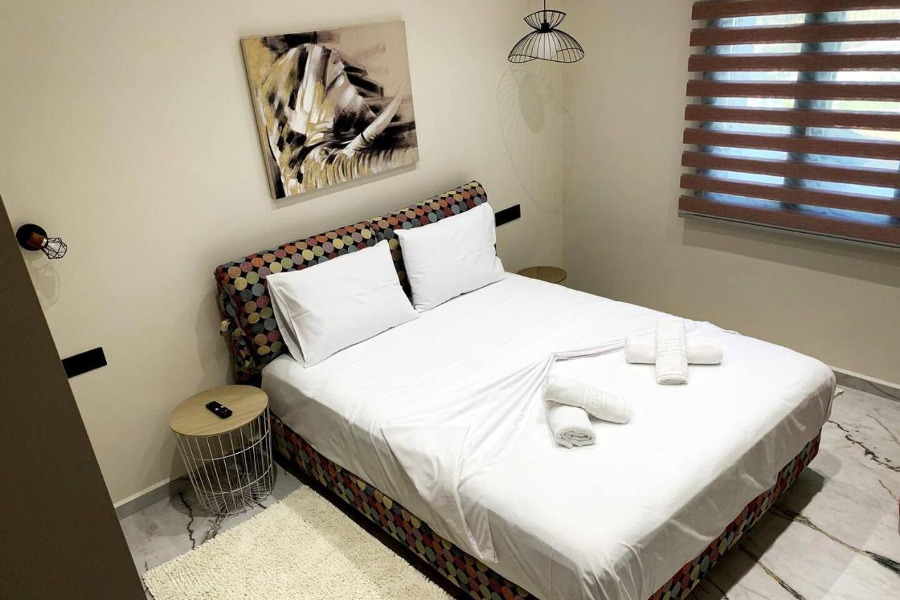Appartement Luxury With Garden In The Suburbs